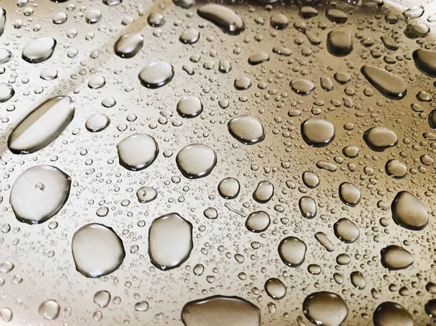 Why Does a Hot Water Heater Leak From the Bottom in Fairfax County?